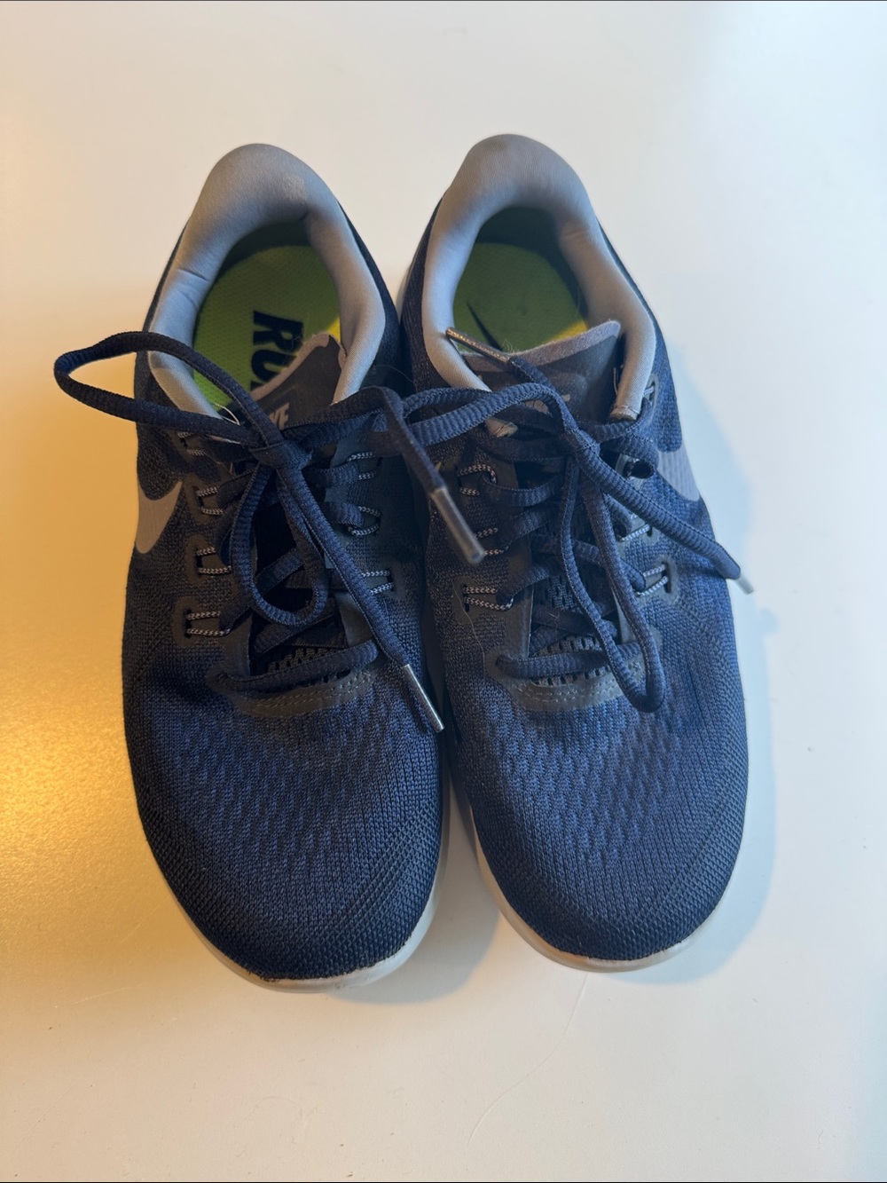 Nike free rn size 6.5 women’s navy blue gray running shoes sneakers
